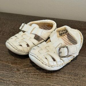 Baby shoes, size 2, white w adjustable straps